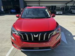 2023 Mahindra XUV700 AX7