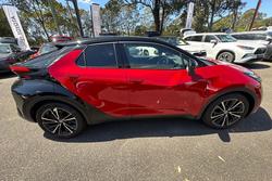 2025 Toyota
C-HR Koba