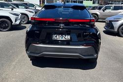 2025 Toyota
C-HR Koba