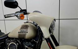 2022 Harley-Davidson Sport Glide 107 (FLSB) Softail White