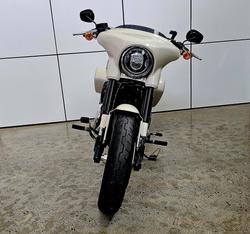 2022 Harley-Davidson Sport Glide 107 (FLSB) Softail White