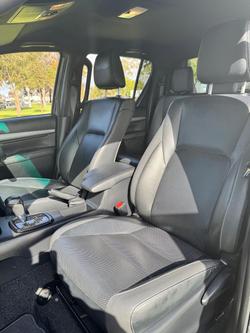 2023 Toyota Hilux Rogue GUN126R 4X4 Dual Range Graphite