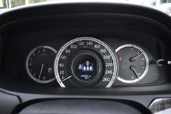 2015 Honda Accord VTi-S 9th Gen MY15 White Orchid