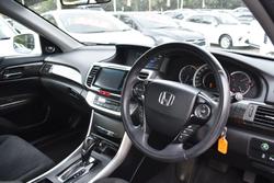 2015 Honda Accord VTi-S 9th Gen MY15 White Orchid