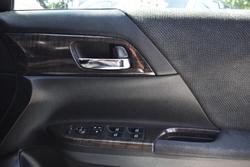 2015 Honda Accord VTi-S 9th Gen MY15 White Orchid