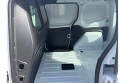 2024 Renault
                Kangoo L1