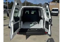 2024 Renault
                Kangoo L1