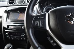 2023 Suzuki Vitara LY Series II Cool White