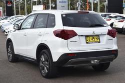 2023 Suzuki Vitara LY Series II Cool White