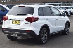 2023 Suzuki Vitara LY Series II Cool White