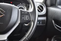 2023 Suzuki Vitara LY Series II Cool White