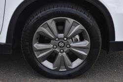 2023 Suzuki Vitara LY Series II Cool White