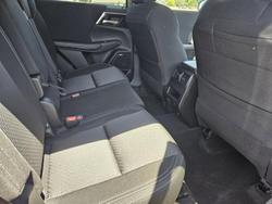 2025 Mitsubishi Outlander LS