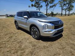 2025 Mitsubishi Outlander LS