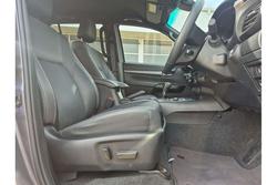 2024 Toyota
                Hilux Rogue 48V