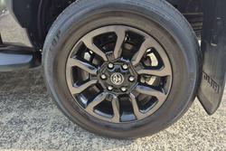 2024 Toyota
                Hilux Rogue 48V