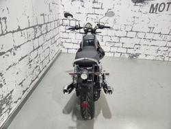 2025 Moto Guzzi V7 Special Special Green