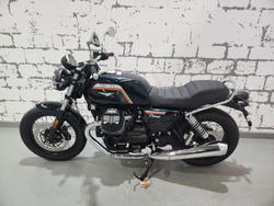 2025 Moto Guzzi V7 Special Special Green