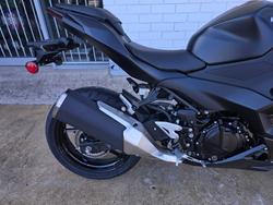 2025 Kawasaki Ninja 500 Black