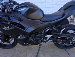 2025 Kawasaki Ninja 500 Black