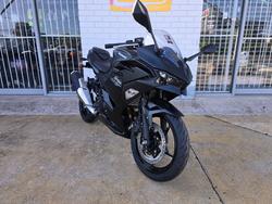 2025 Kawasaki Ninja 500 Black