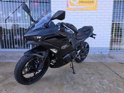 2025 Kawasaki Ninja 500 Black