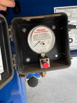 2015 Maxitrans St3 Od 24 Pallet Drop Deck Curtain Sider