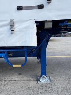 2015 Maxitrans St3 Od 24 Pallet Drop Deck Curtain Sider