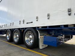 2015 Maxitrans St3 Od 24 Pallet Drop Deck Curtain Sider