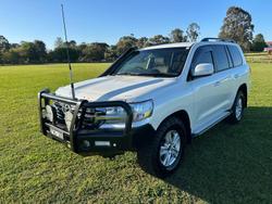 2020 Toyota Landcruiser GXL VDJ200R 4X4 Dual Range White