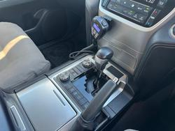 2020 Toyota Landcruiser GXL VDJ200R 4X4 Dual Range White