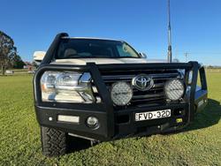 2020 Toyota Landcruiser GXL VDJ200R 4X4 Dual Range White