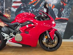 2019 DUCATI PANIGALE V4 RED