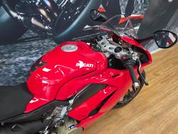 2019 DUCATI PANIGALE V4 RED