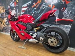 2019 DUCATI PANIGALE V4 RED