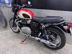 2017 Triumph BONNEVILLE T100 WHITE