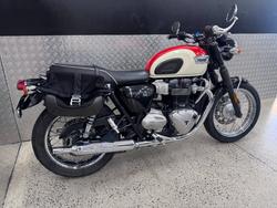 2017 Triumph BONNEVILLE T100 WHITE