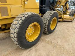 2016 Caterpillar
140M3