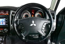 2017 Mitsubishi Pajero GLX