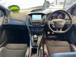 2017 Ford Focus RS LZ AWD Shadow Black