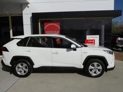2019 Toyota
                RAV4 GX