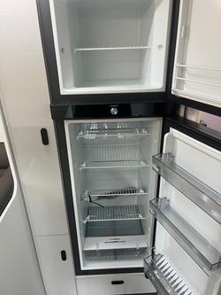 2025 JB Caravans Scorpion Sting Air 20'6 Rd Cafe