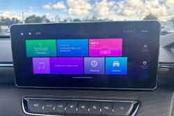 2025 GWM Haval Jolion Ultra Hybrid A02 Hamilton White (9C01)