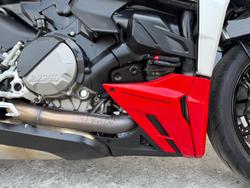 2022 Ducati Streetfighter V2 Streetfighter Red