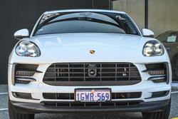 2019 Porsche
Macan S