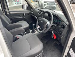 2023 Mahindra PIK-UP S11