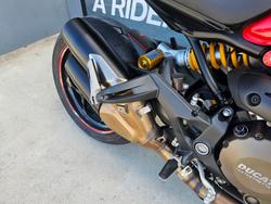 2014 DUCATI MONSTER 1200S Red