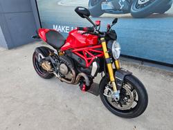 2014 DUCATI MONSTER 1200S Red