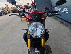 2014 DUCATI MONSTER 1200S Red
