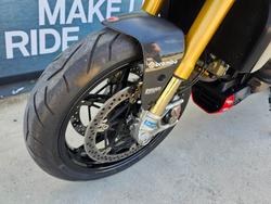 2014 DUCATI MONSTER 1200S Red